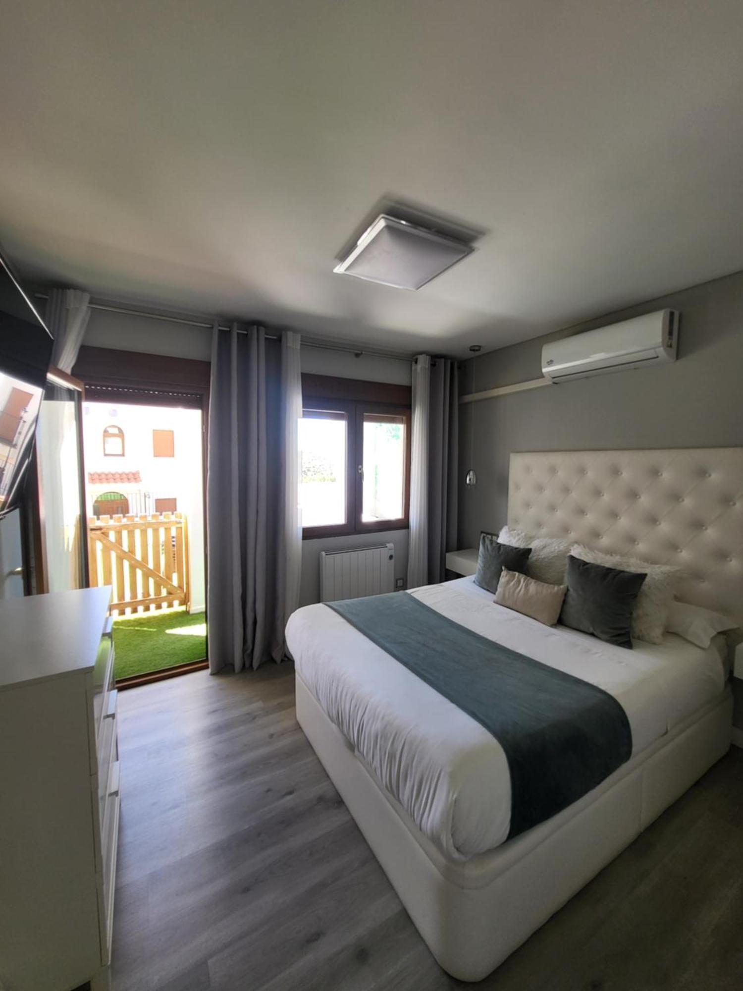 Suite Ruidera Beach Exterior photo